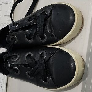 Ecco Elegant Black Leather Footwear
